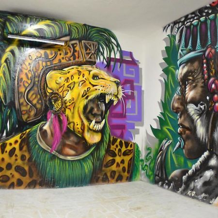 Fiesta Party Hostel - Cancun Bagian luar foto