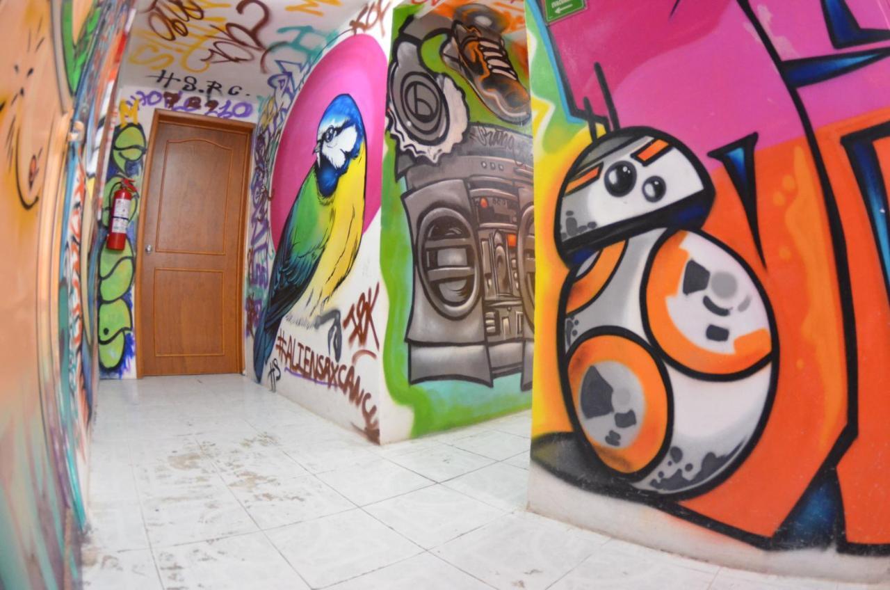 Fiesta Party Hostel - Cancun Bagian luar foto