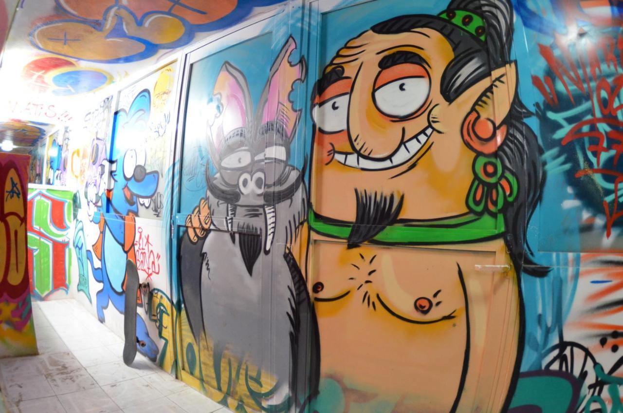 Fiesta Party Hostel - Cancun Bagian luar foto